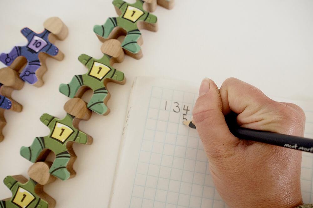 Flockmen Montessori Mathématiques Crédit 'Flockmen'